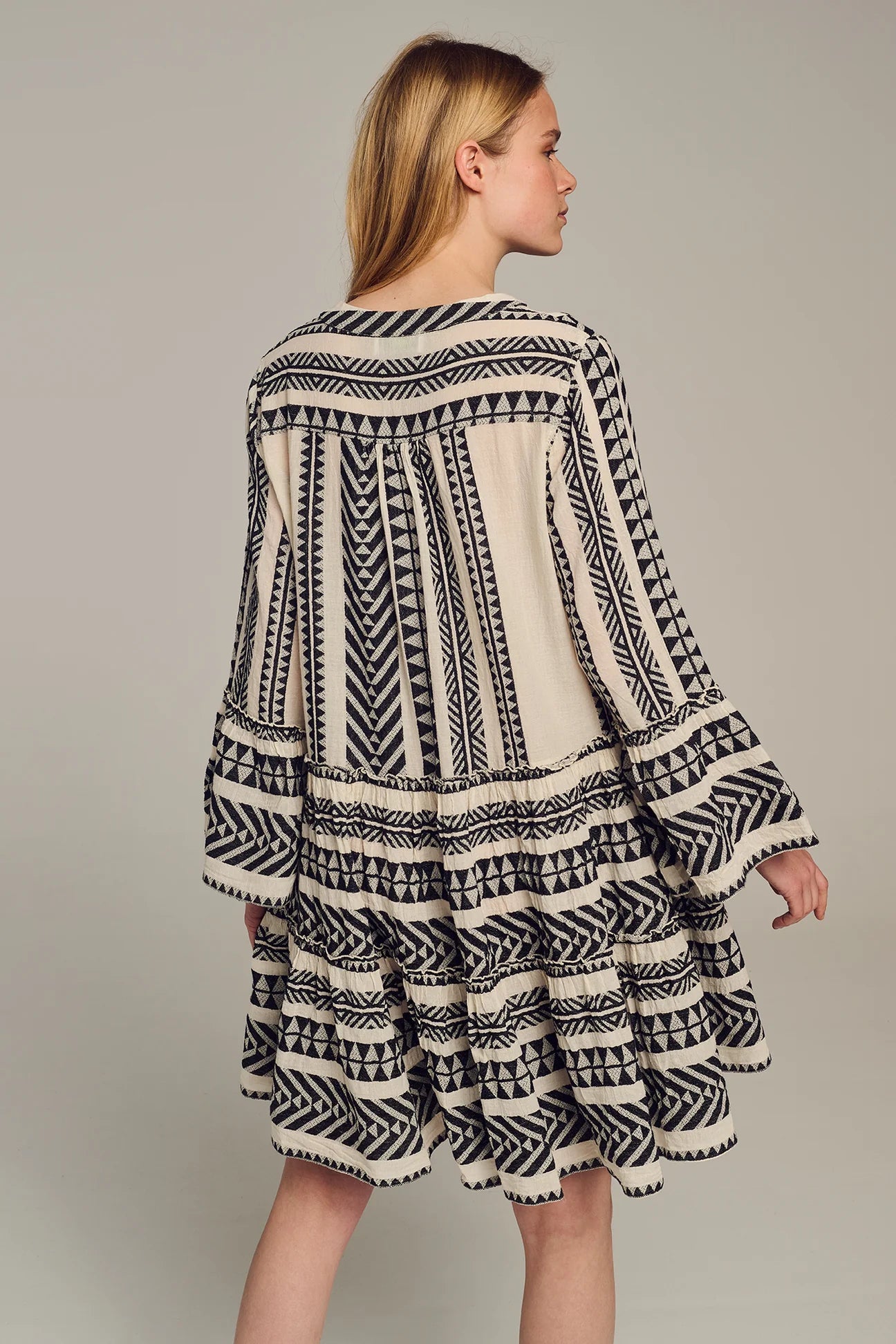 Ella Short Dress - Black/Offwhite