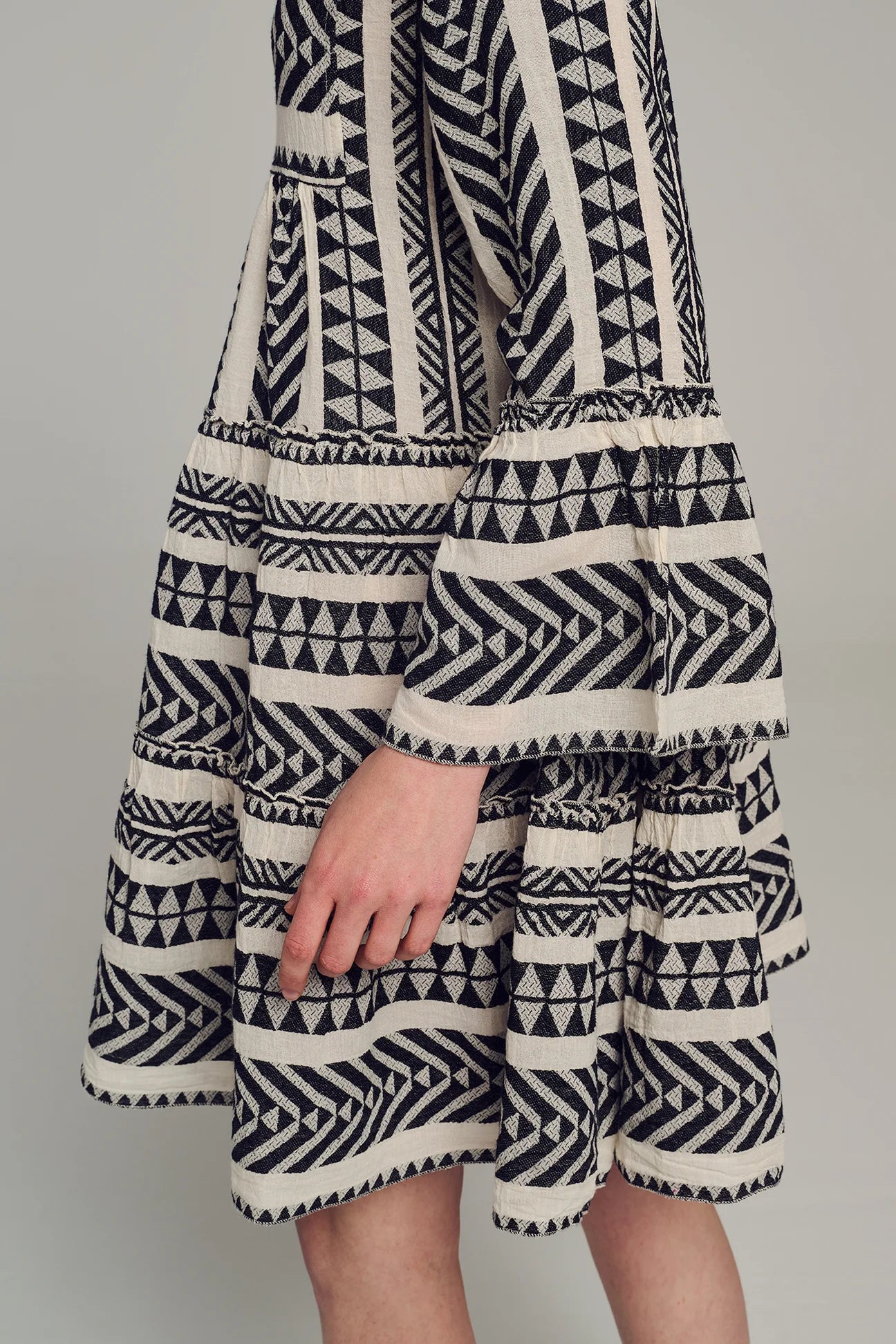 Ella Short Dress - Black/Offwhite