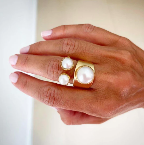 Double Pearl Ring