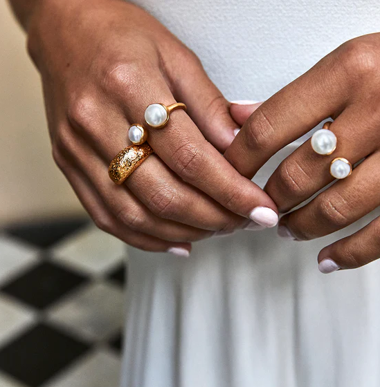 Double Pearl Ring