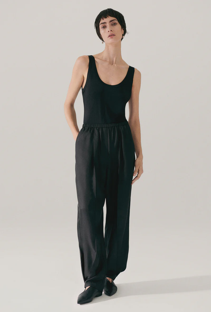 Jersey Scoop Tank Black