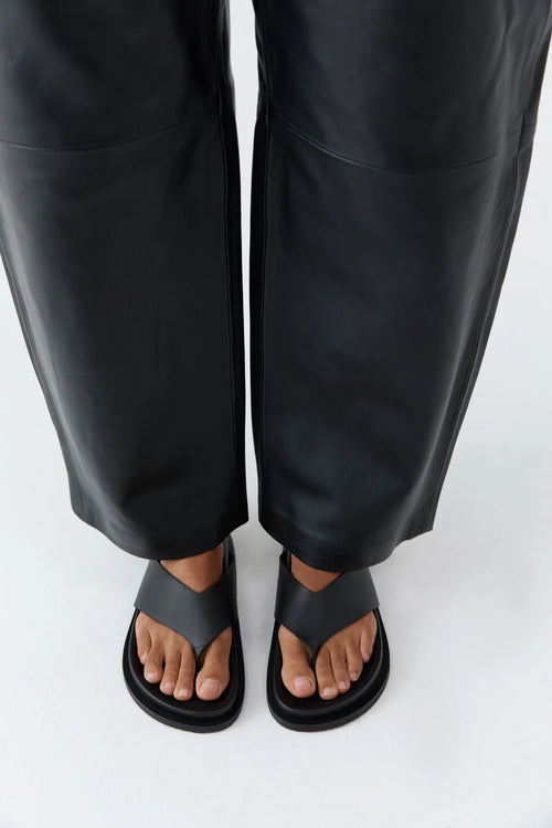 Pre Order * Classic Thong Slide - Black