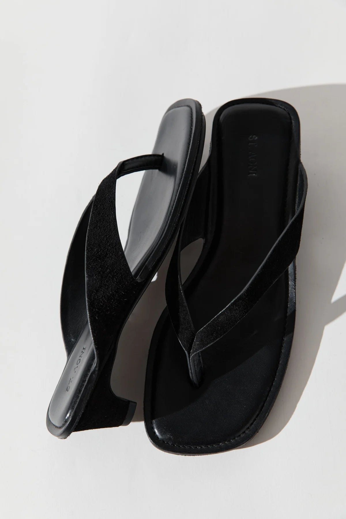 LANDING SOON * Suede Opanka Heel Black