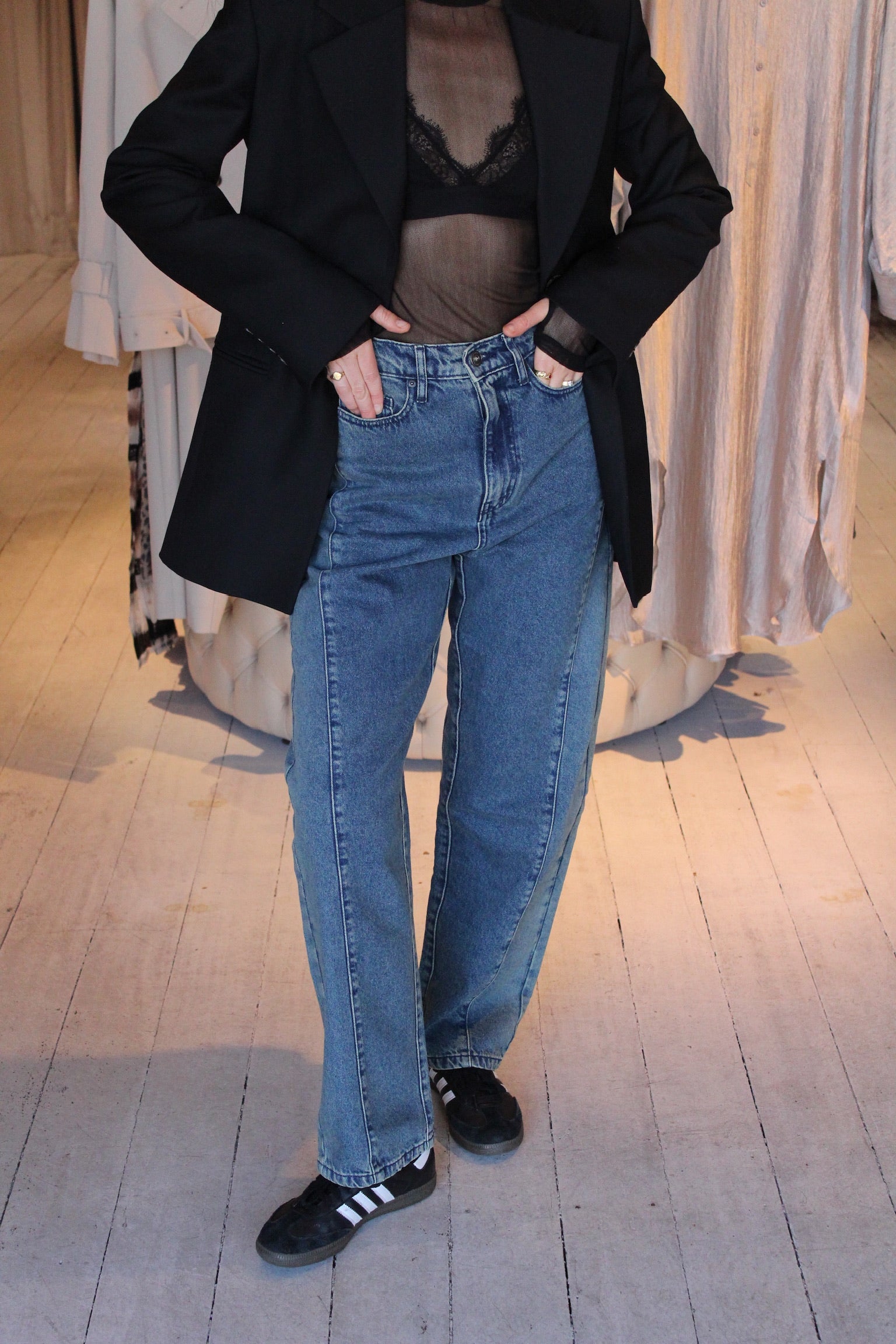 Utah Mid Slouchy Jean - Momentum