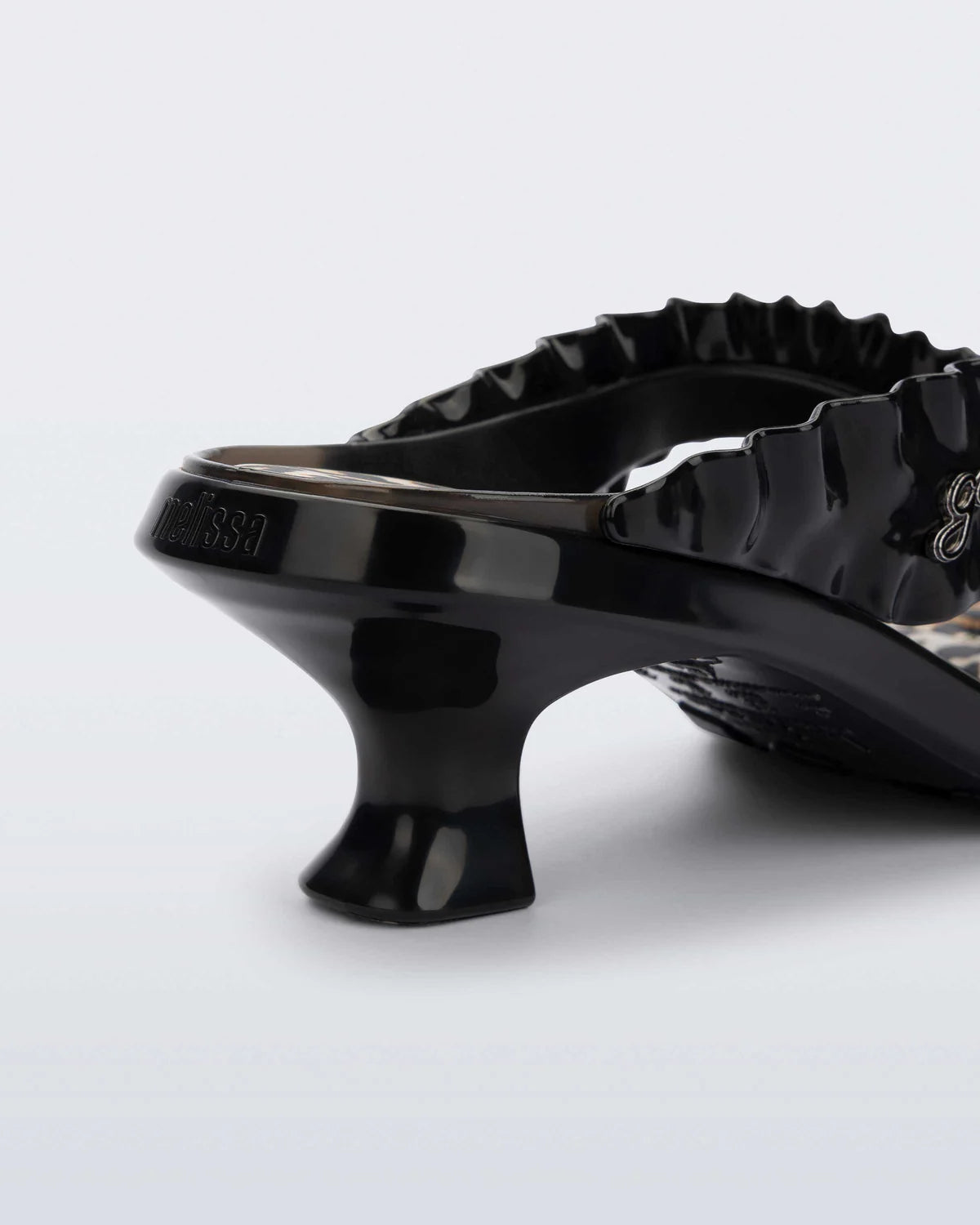 Coming Soon * Melissa x Ganni Thong Kitten Heel Black