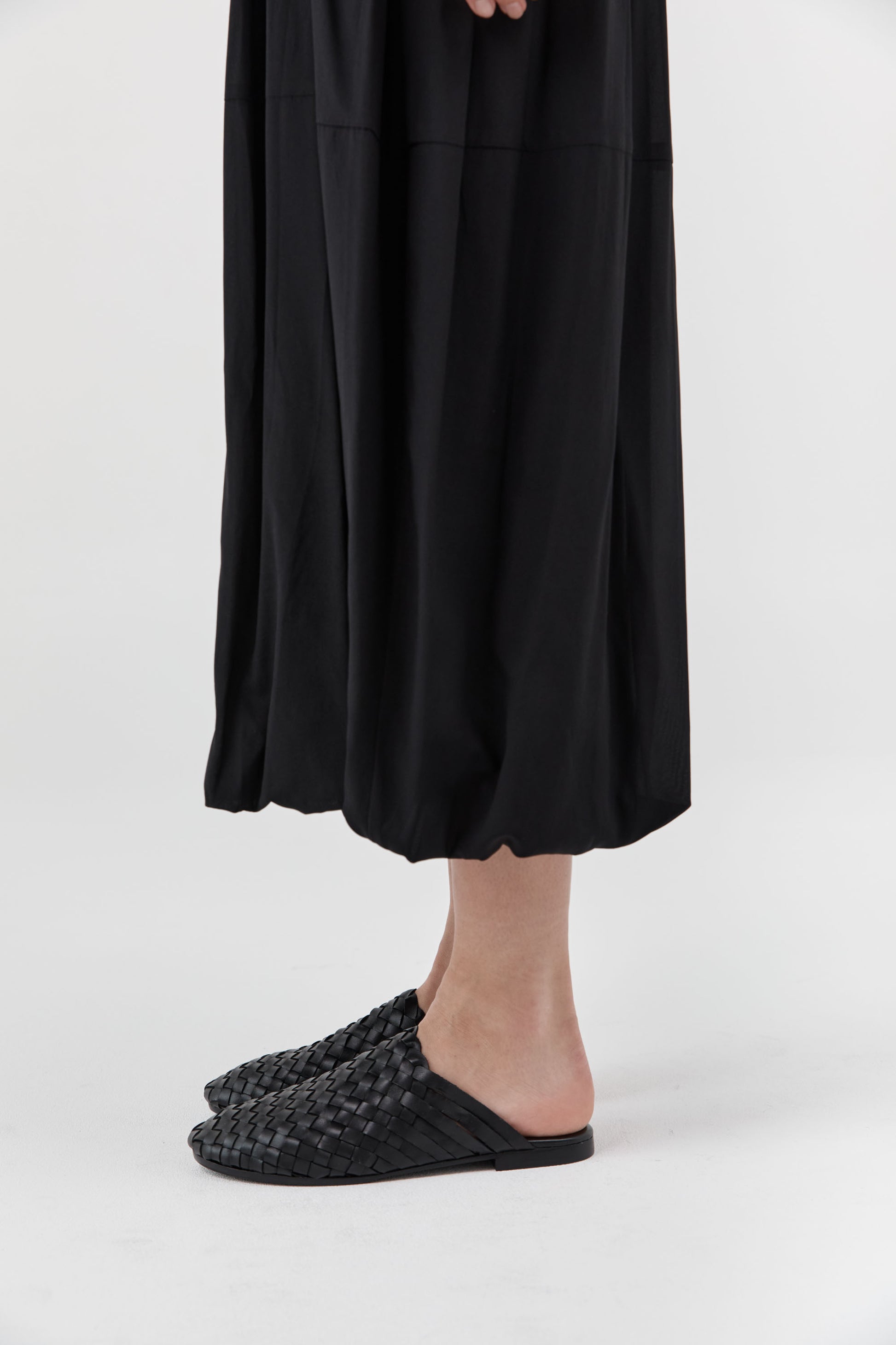 COMING SOON Bunto Woven Slides Black