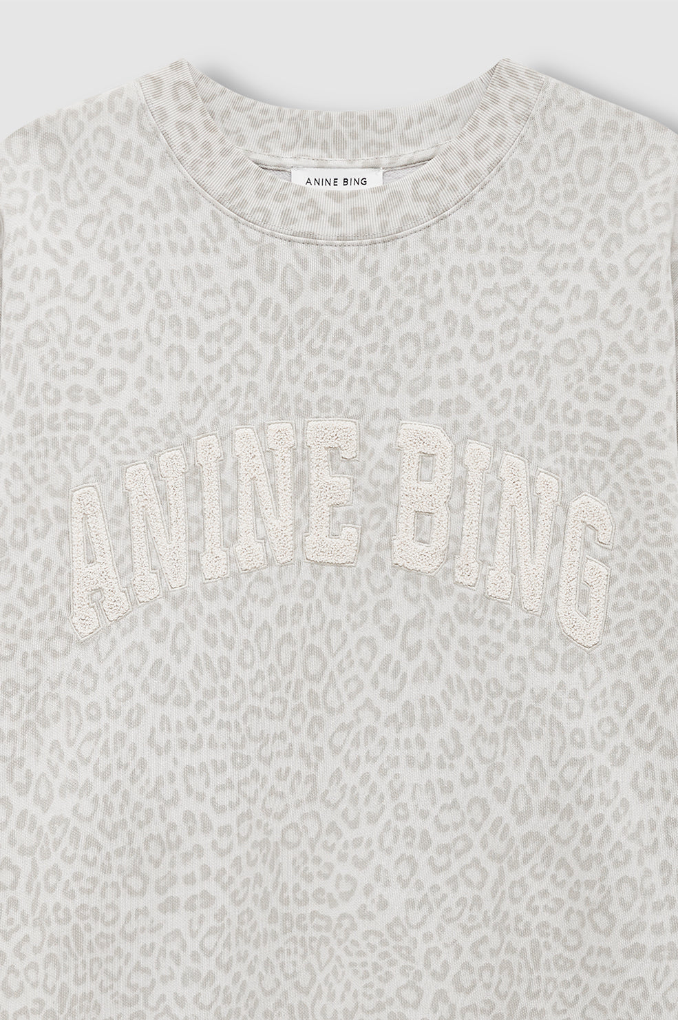 Miles Sweatshirt Washed White Leopard