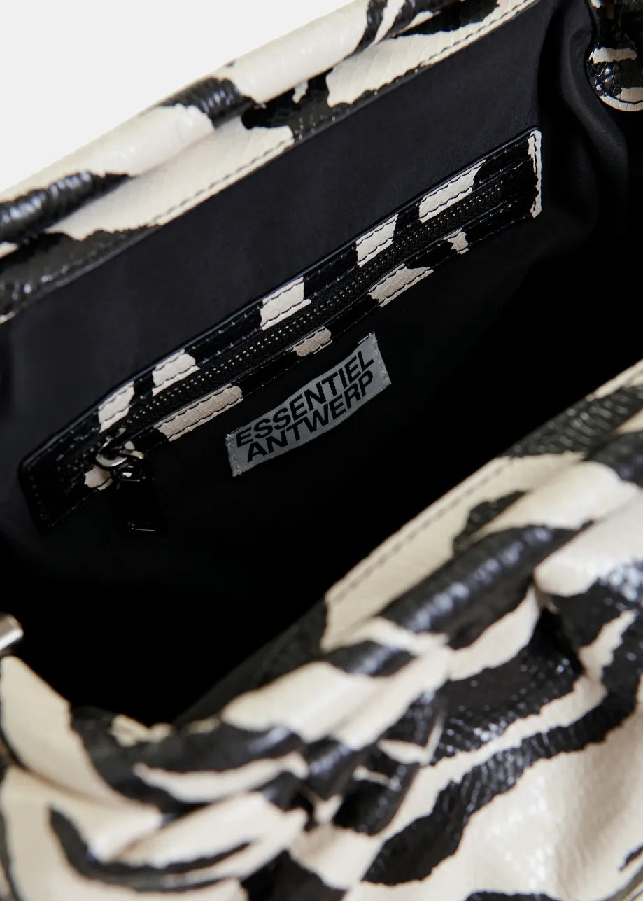 Cutie Pouch Bag