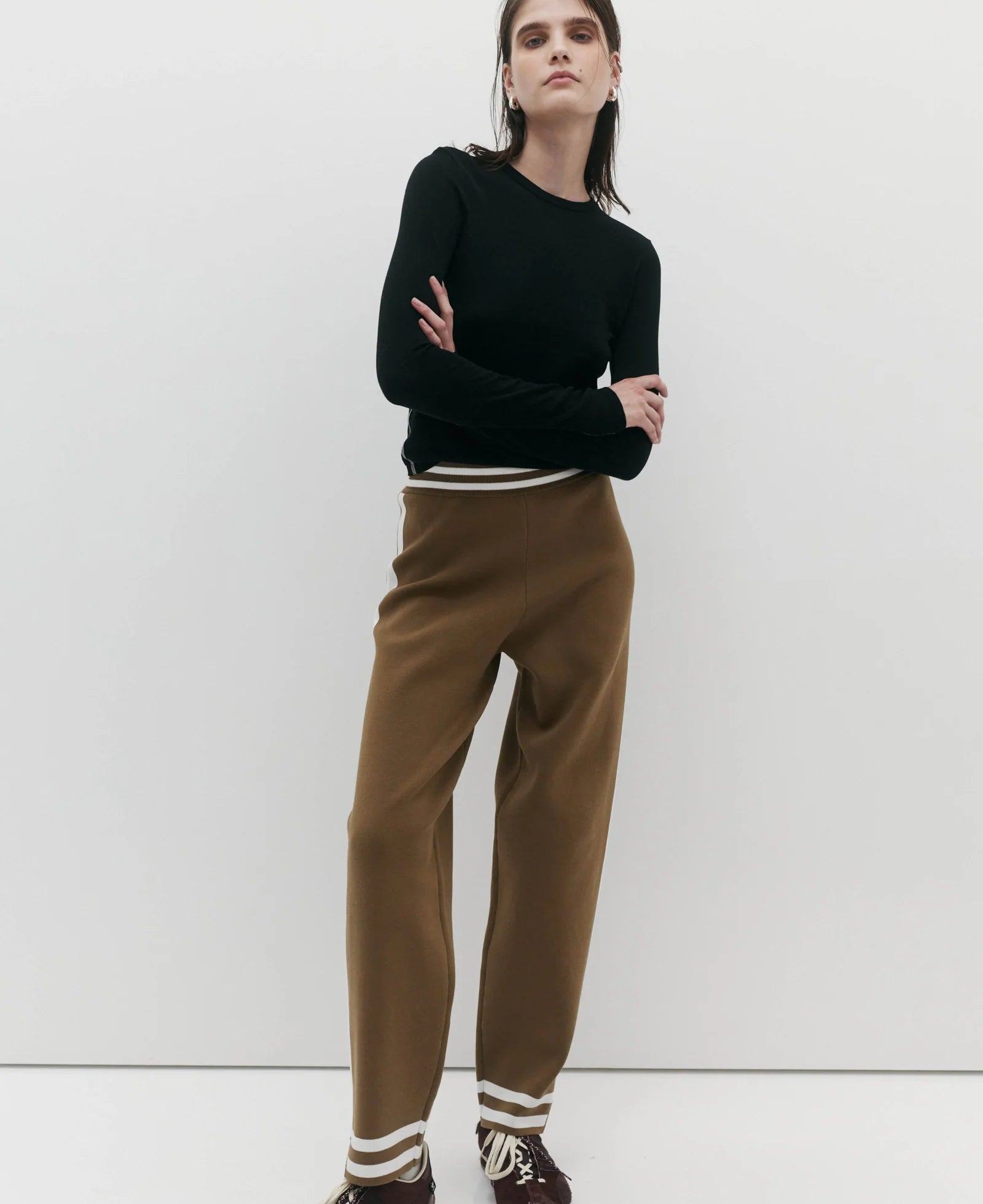 LANDING SOON Essentials Long Sleeve Top Black