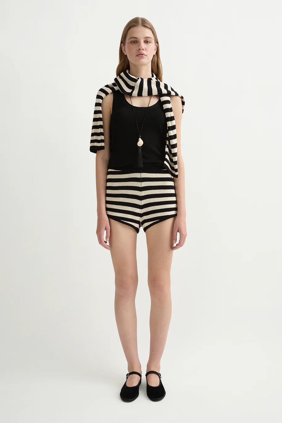 Miles Short - Cream & Black