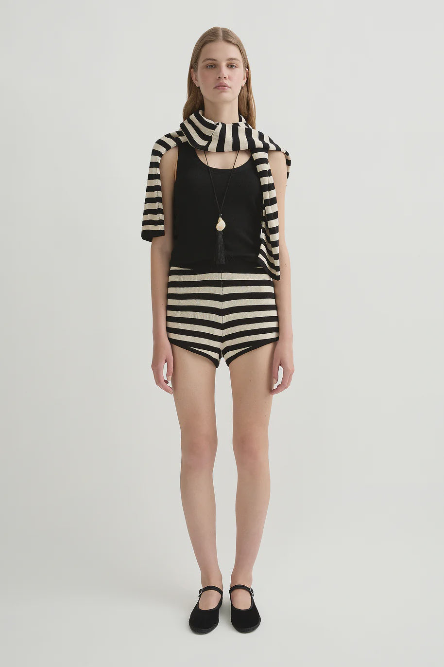 Miles Short - Cream & Black