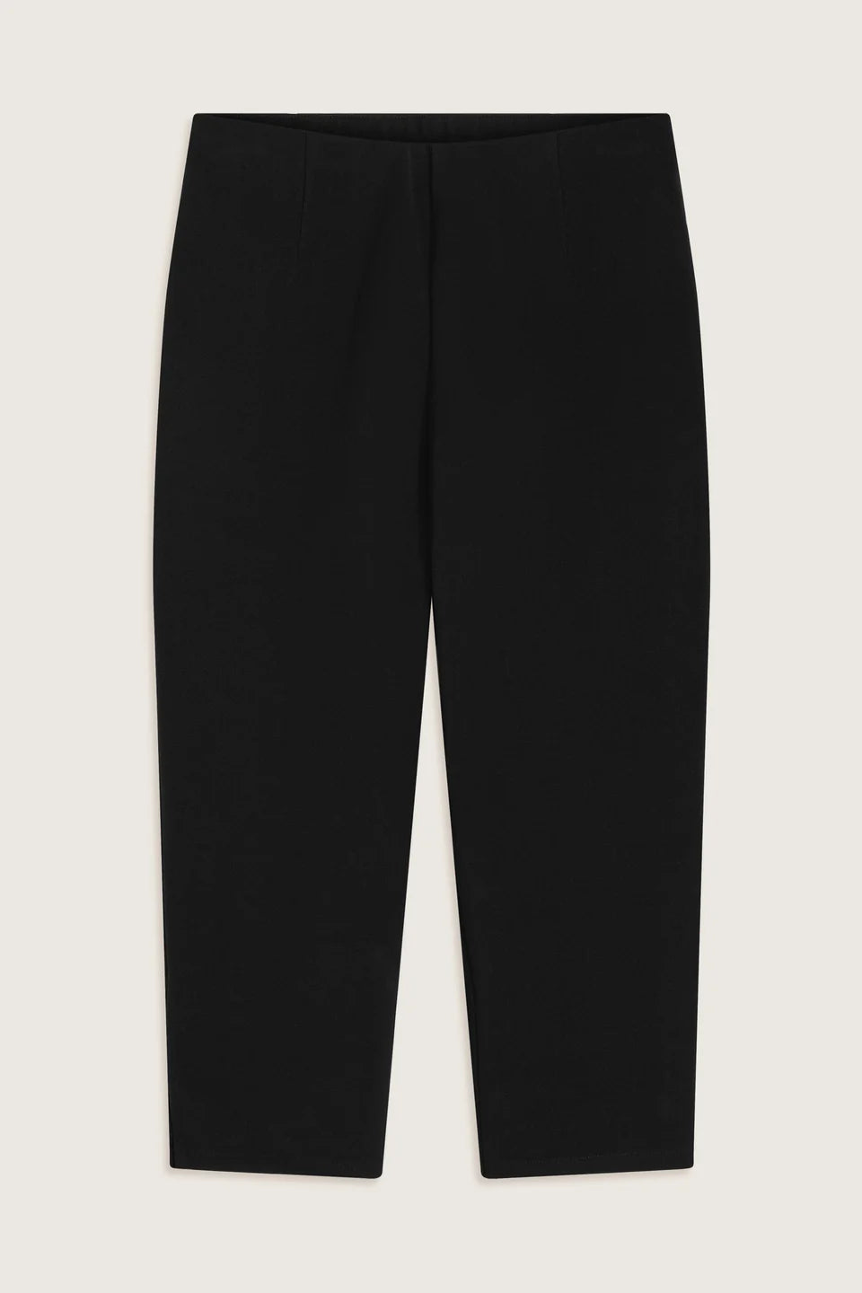 Coming Soon Mina Capri
