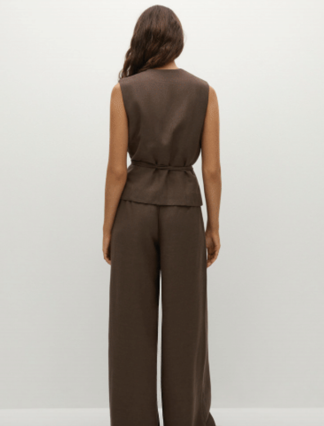 Eva Vest