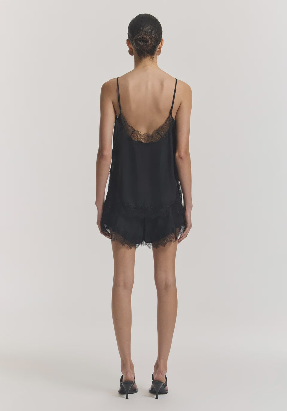 Novel Cami