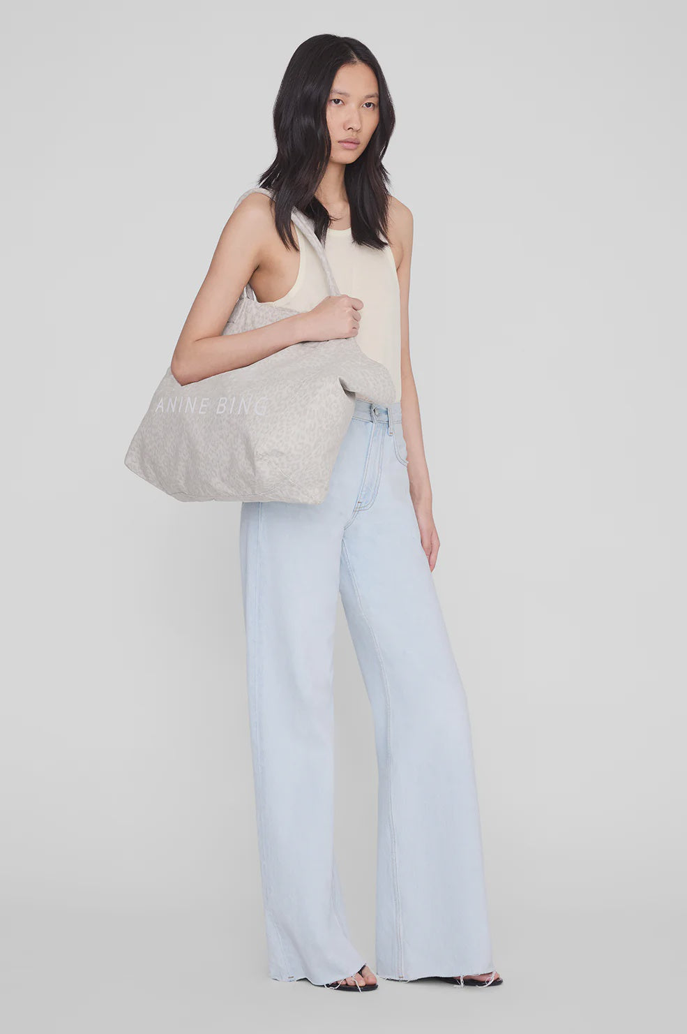 Leo Canvas Tote White Leopard