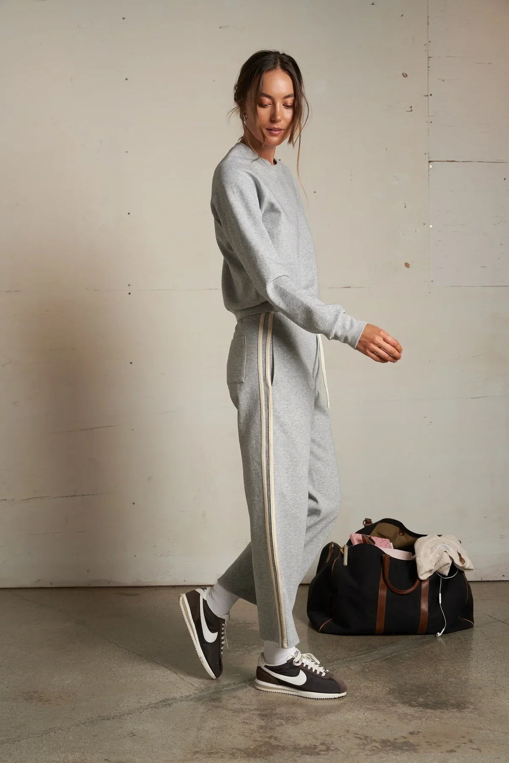 Claud Travel Track Pant Grey