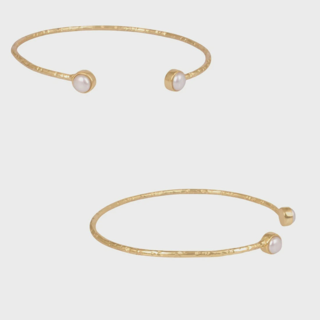 Astra Pearl Gold Cuff